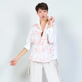 100% Cotton white long shirt with plant decoration wholesale