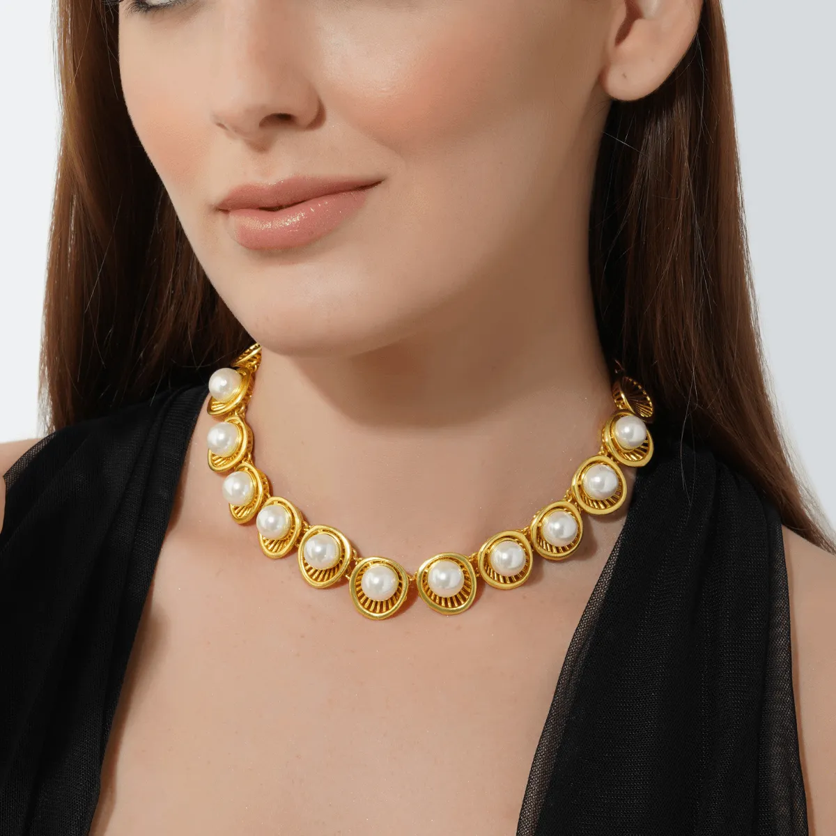 Power Pearls Necklace and Studs Set